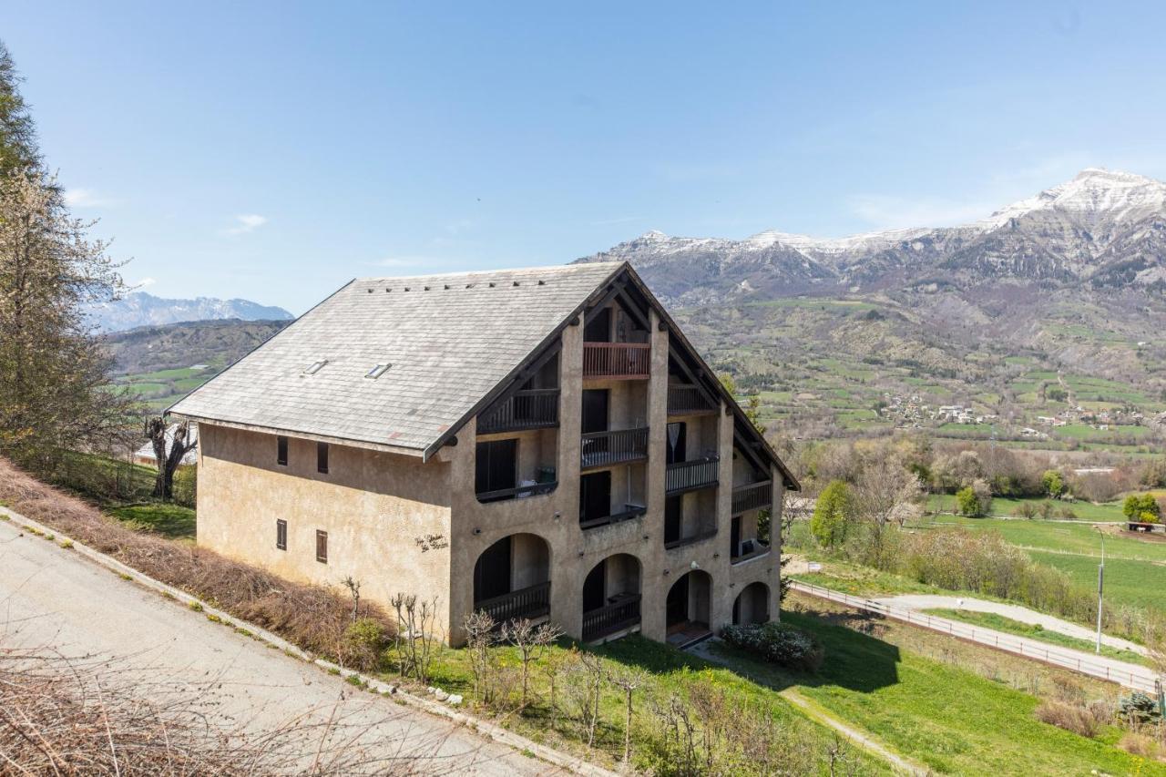 Le Skieur Saint-Leger-les-Melezes Extérieur photo